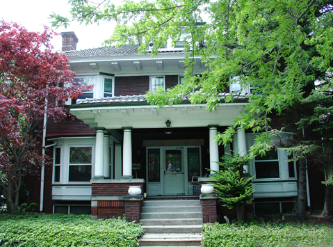 630 Cherry Fairgraves House