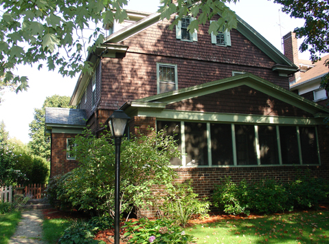 615 Poplar Loesel House