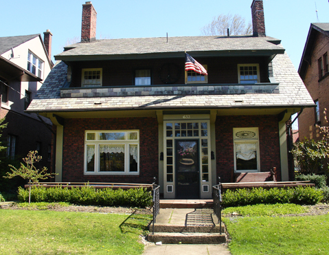 633 W 6th Gifford House