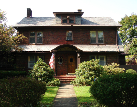 656 W 7th Deckard House